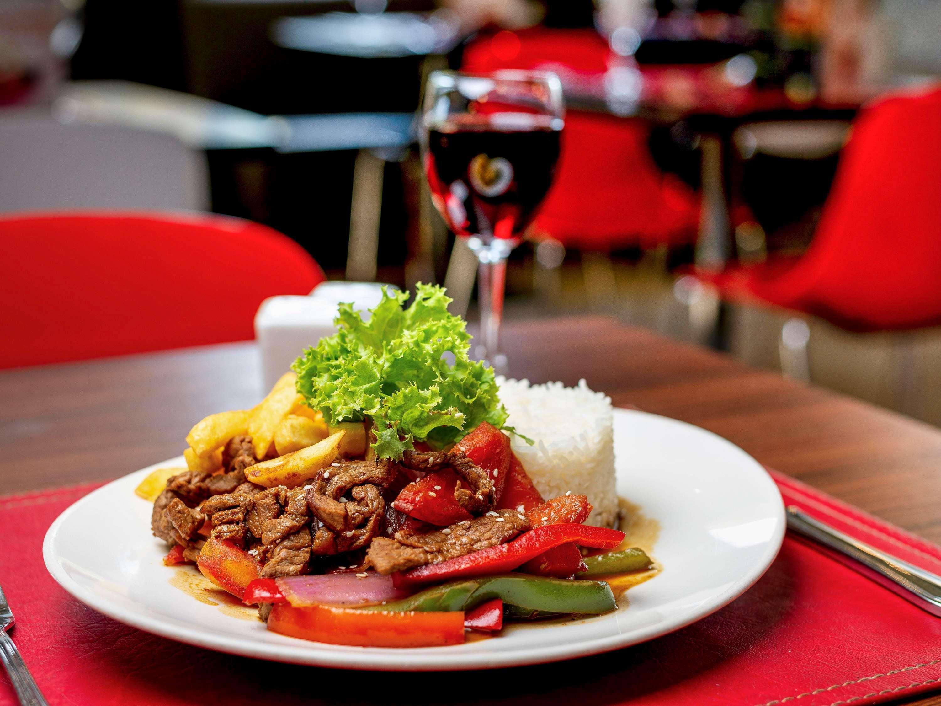 Ibis Santiago Estacion Central Екстер'єр фото