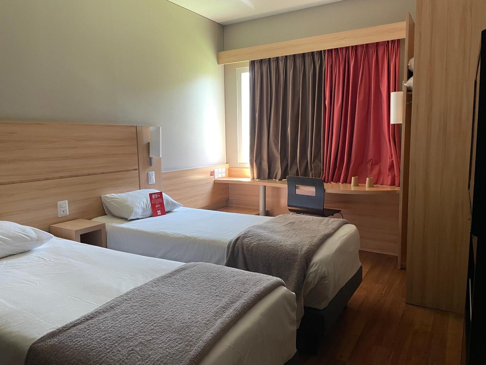 Ibis Santiago Estacion Central Екстер'єр фото