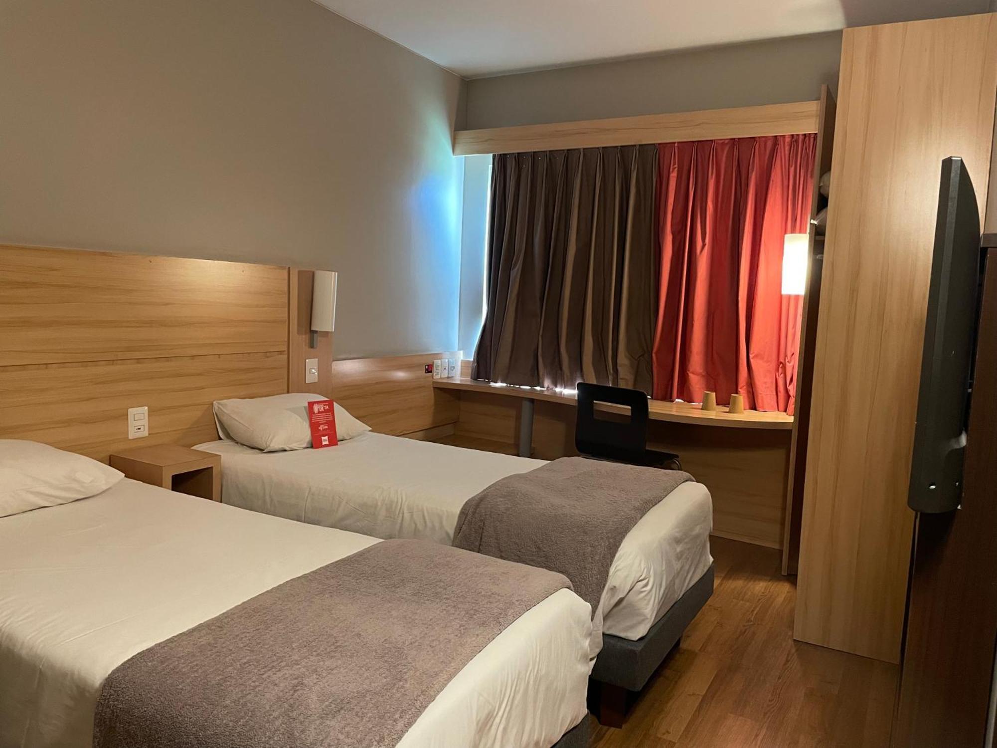 Ibis Santiago Estacion Central Екстер'єр фото
